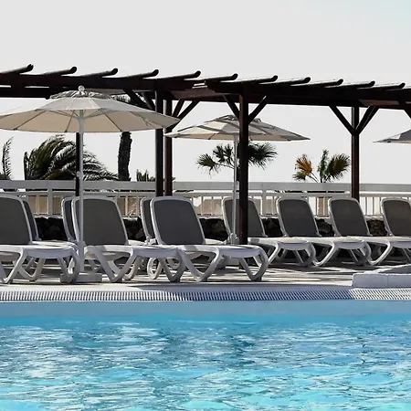 Aparthotel Caleta Dorada