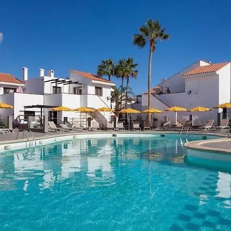 Lovely Newly Refurbished 1 Bedroom Flat Minutes From Sandy Beach,private Terrace Apartment *