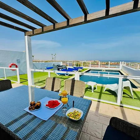 Asha Luxury House Сasa de vacaciones