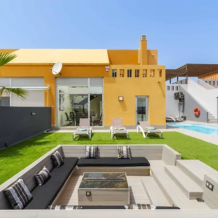 Krystele Villa
