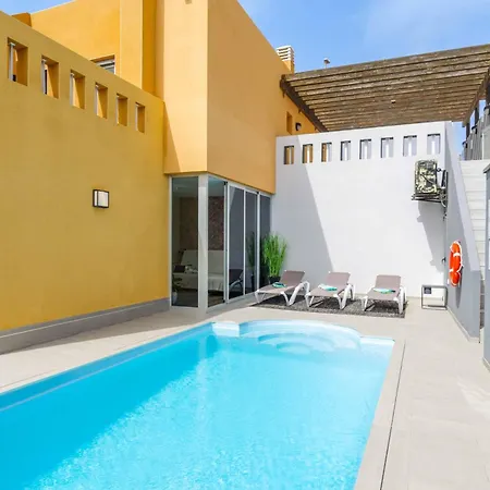 Krystele Villa *