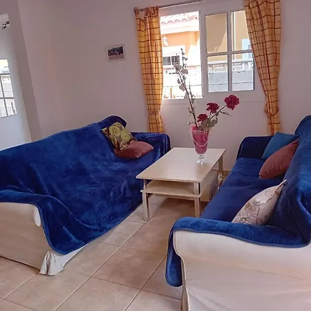 Modernes Mit Terrasse Und Balkon Caleta De Fuste