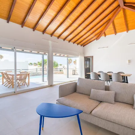 Lobos With Private Pool Villa