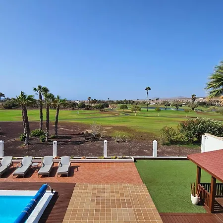 Villa Bonita On Golf In El Descanso ,caleta Fuste-fuerteventura *