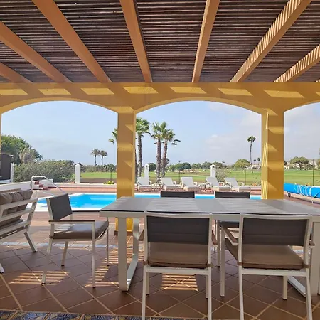 Bonita On Golf In El Descanso ,caleta Fuste-fuerteventura Villa