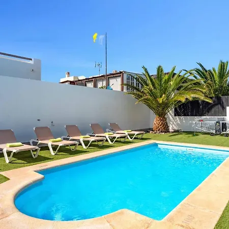 Villa Caleta Olas By