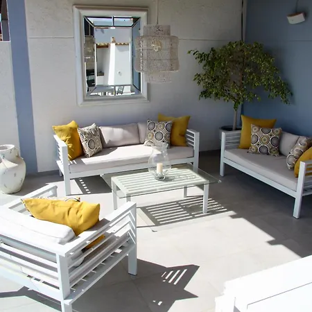 Mit Pool Fuer 2 Personen Und 4 Holiday home