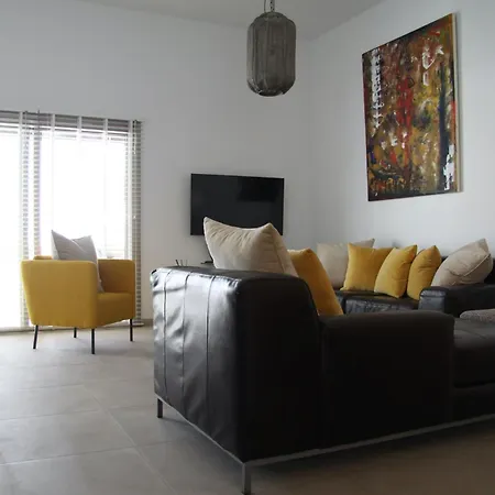 Holiday home Mit Pool Fuer 2 Personen Und 4 *
