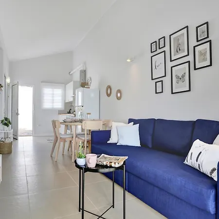 Recently Renovated, With Views, Barbecue And Outdoor Shower Apartment Caleta De Fuste