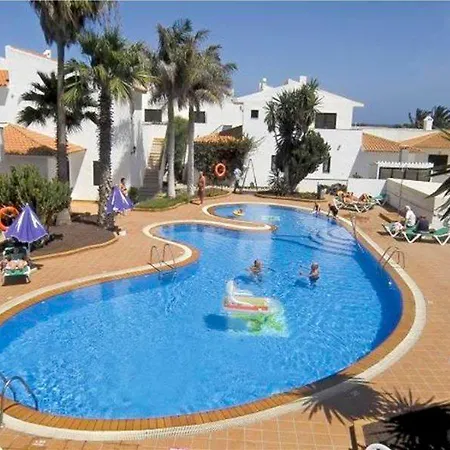 Hotel Puerto Caleta 2*