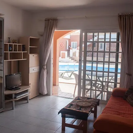 Holiday home Gustamar Duplex In The Center
