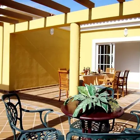 El Descanso Hotel 5*