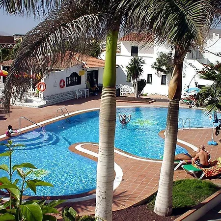 Hotel Puerto Caleta