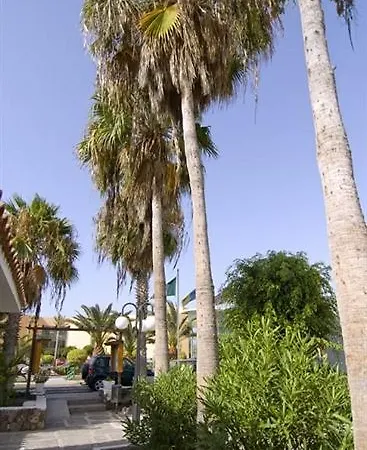 Puerto Caleta Hotel 2*