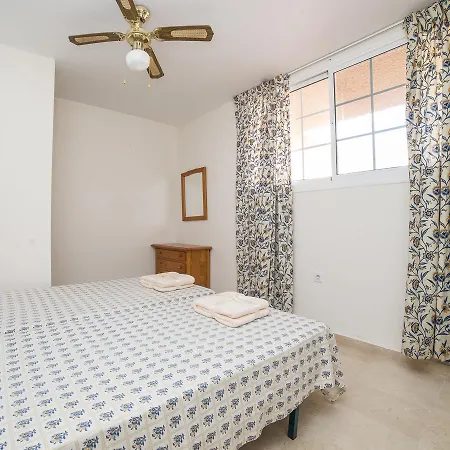 Las Arenas Apartamento 4p Piscina Apartment