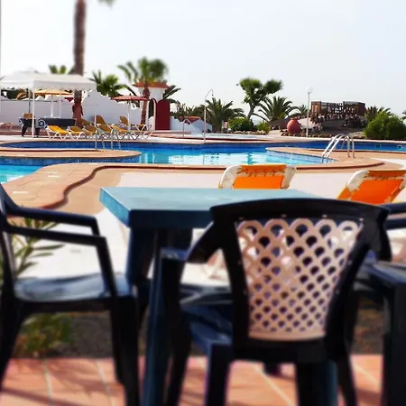 Castillo Holiday park 2*