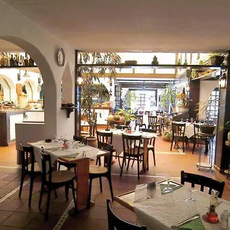 Hotel Puerto Caleta