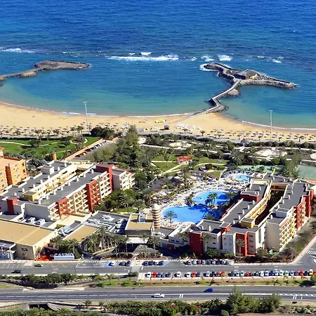 Elba Carlota & Convention