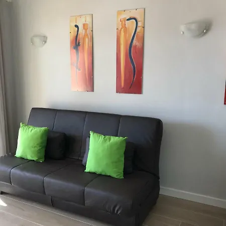 Caleta Deluxe Apartment