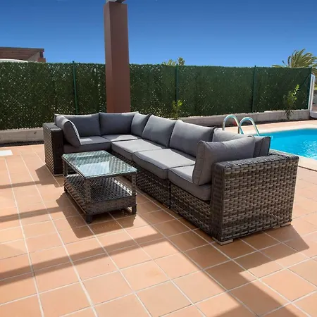 5 Star Luxury Villa, Private Heated Pool, Golf & Sea Views. *
