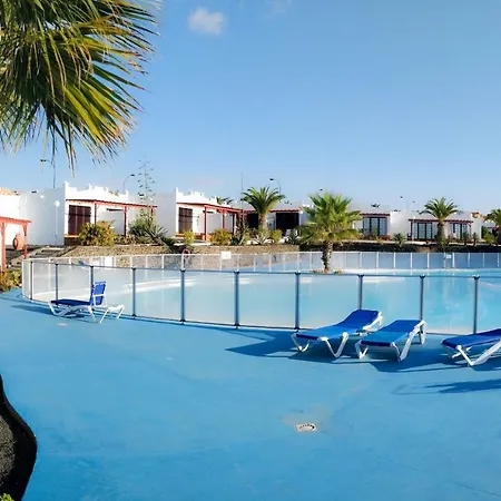 Brigitta's Bungalow - Sun Beach Residencial Apartment