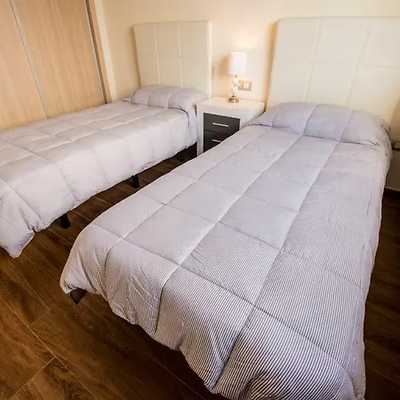 5 Star Luxury Villa, Private Heated Pool, Golf & Sea Views. *