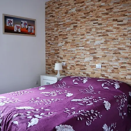 Puerta Del Sol Apartment