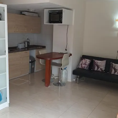 Delia 100m Beach, Barcelo Apartment