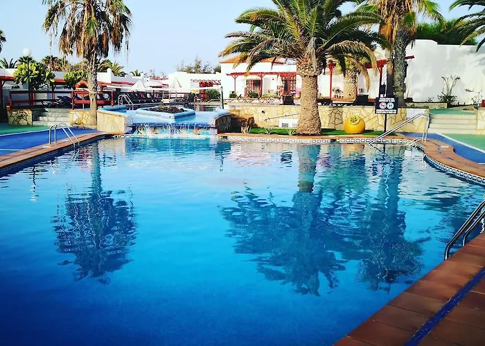 Bungalows Castillo Club Lake Caleta De Fuste photo