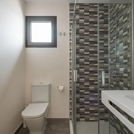 Homeforguest Flat With Large Terrace In Modern Residential Complex With Swimming Pool Appartamento
