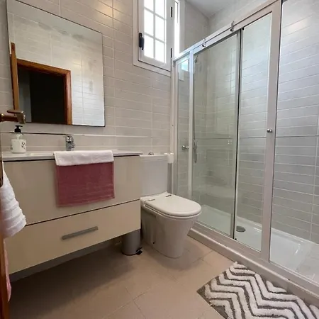 Gustamar 10 Apartment *