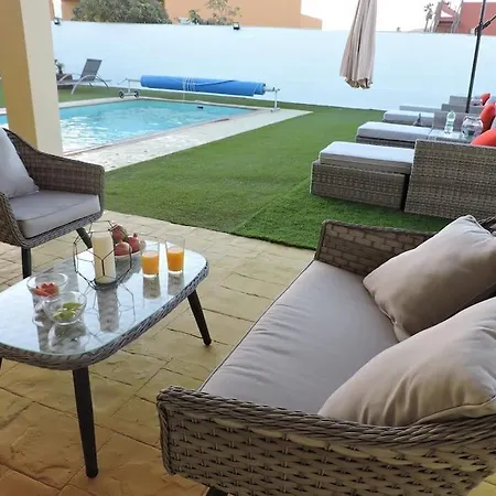 Ventura - Piscina Climatizada & Aire Acondicionado Villa