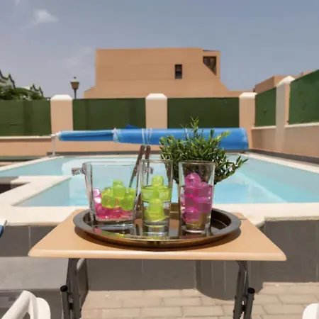 Lightbooking Esmeralda Piscina Privada