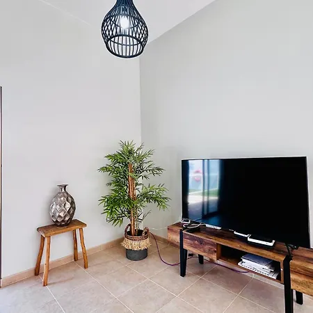 Asha Luxury House